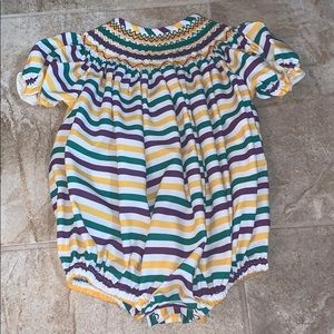 Girls Mardi Gras bubble